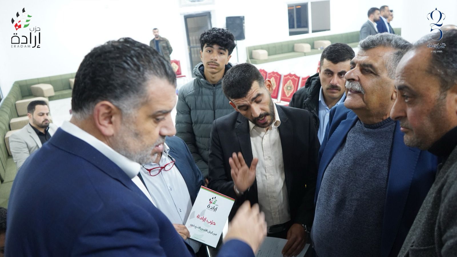(فيديو و صور )عشيرة العكور تستضيف حزب إرادة ..القضايا المحلية والحرب على غزة يتصدران اللقاء