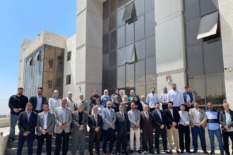 اسرة الكلية الجامعية الوطنية للتكنولوجيا تتبادل التهاني بعيد الفطر