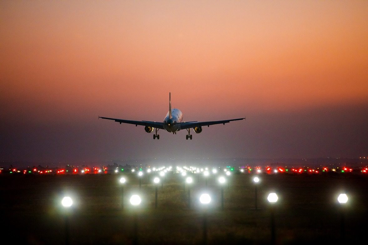 صورة حول : مطار الملكة علياء الدولي يستقبل 597,134 مسافرًا خلال شهر آذار 2024 مطار الملكة علياء الدولي يستقبل 597,134 مسافرًا خلال شهر آذار 2024