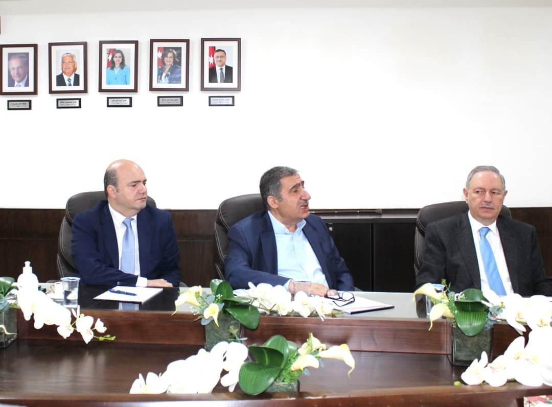 صندوق استثمار أموال الضمان الاجتماعي وجمعية رجال الأعمال الأردنيين يبحثان سبل التعاون لتعزيز الاستثمارات