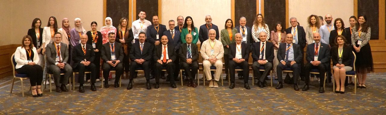 رئاسة جامعة البترا تشارك في أعمال مؤتمر الأكاديمية العربية للعلوم في بيروت