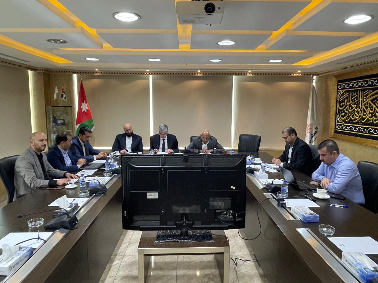 آفاق للطاقة توصي بتوزيع 10 % أرباحاً على المساهمين و تعرض الخطط المستقبلية لها