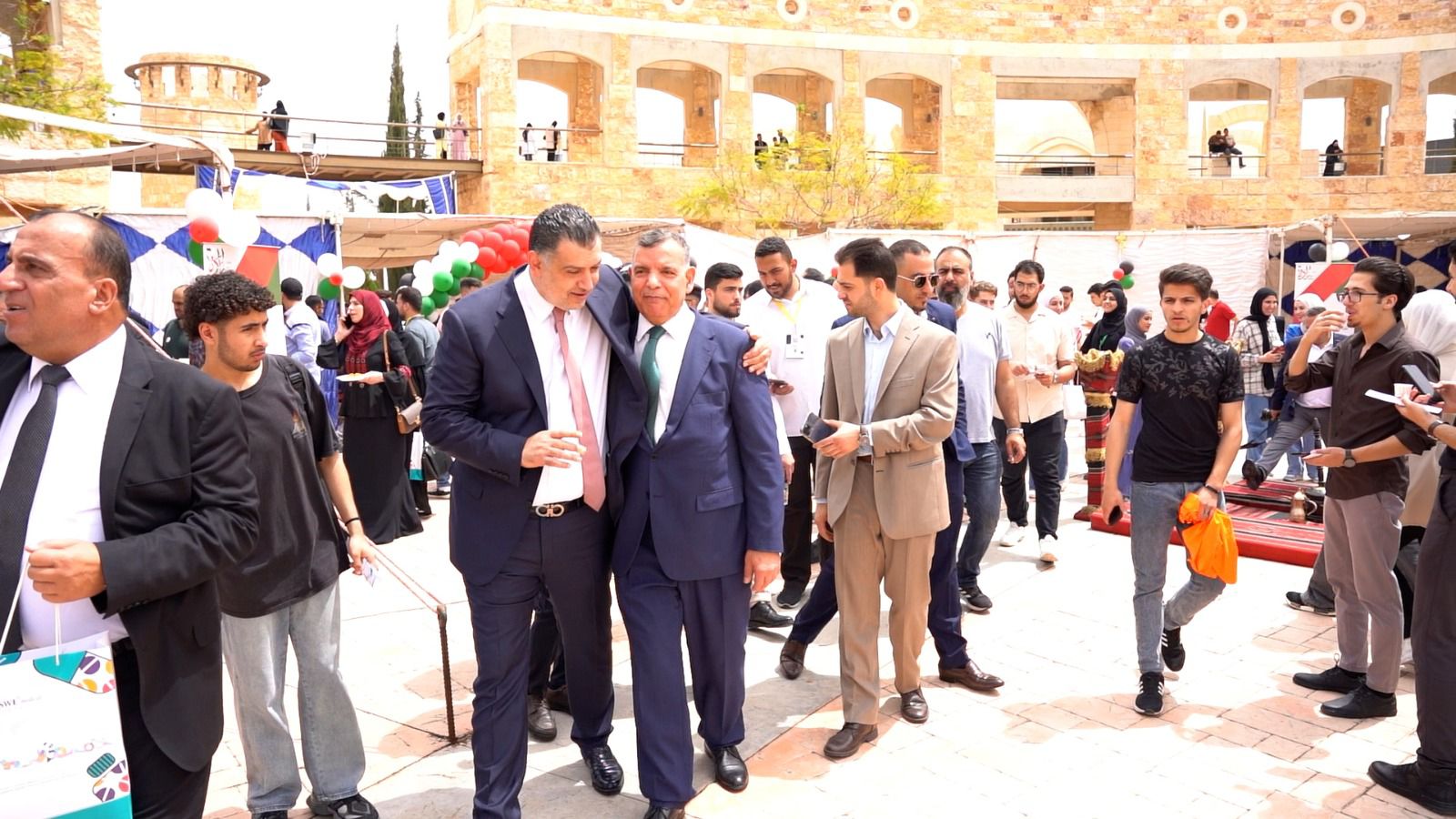 مبادرة ارادة تنظم "يوم طبي مجاني" في جامعة العلوم والتكنولوجيا…. فيديو وصور