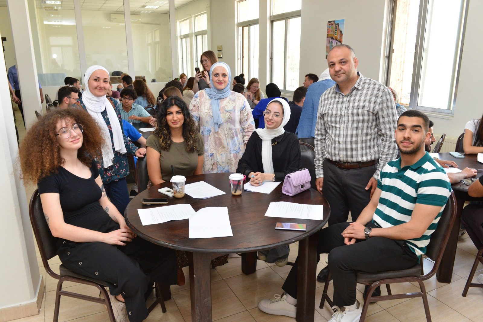 جامعة البترا تستقبل وفدًا طلابيًّا من أكاديمية (سجال)