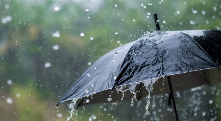 فُرص لتساقط الأمطار يوميّ الأحد والاثنين