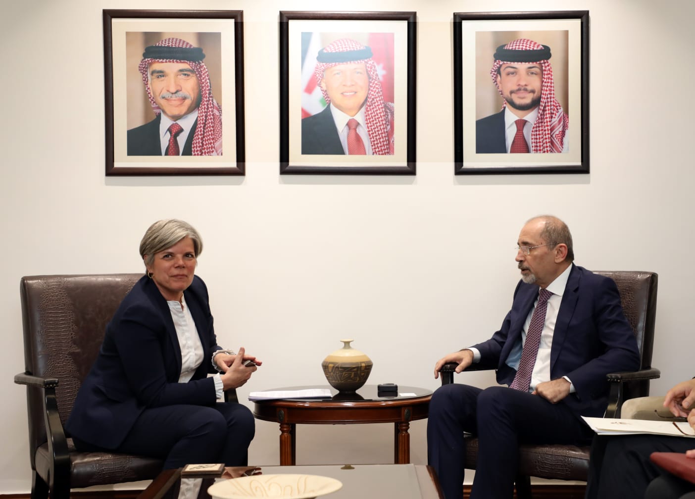 الصفدي يحذّر من التراجع الكبير في الدعم الدوليّ المُقدم للاجئين السوريين