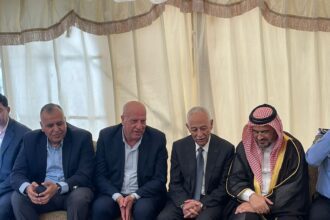 مندوبا عن الملك وولي العهد.... العيسوي يعزي عشريتي الظهراوي والنعيمات