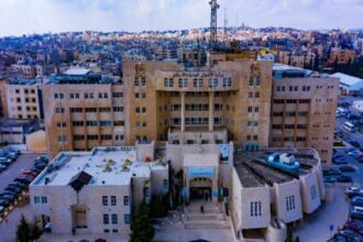 إنارة طريق الحسا-الطفيلة بالطاقة الشمسية