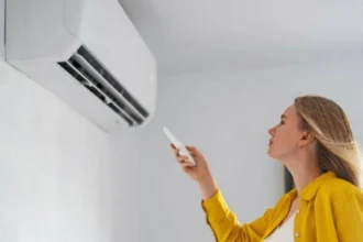 تحذيرات طبية حول استخدام مكيفات الهواء في الطقس الحار