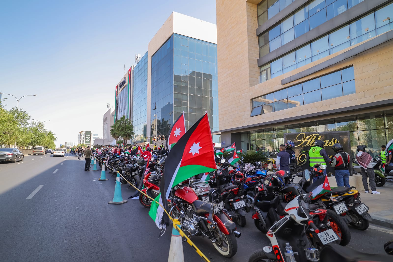 ضمن احتفالات زين بالعيد الـ 78 لاستقلال المملكة واليوبيل الفضي