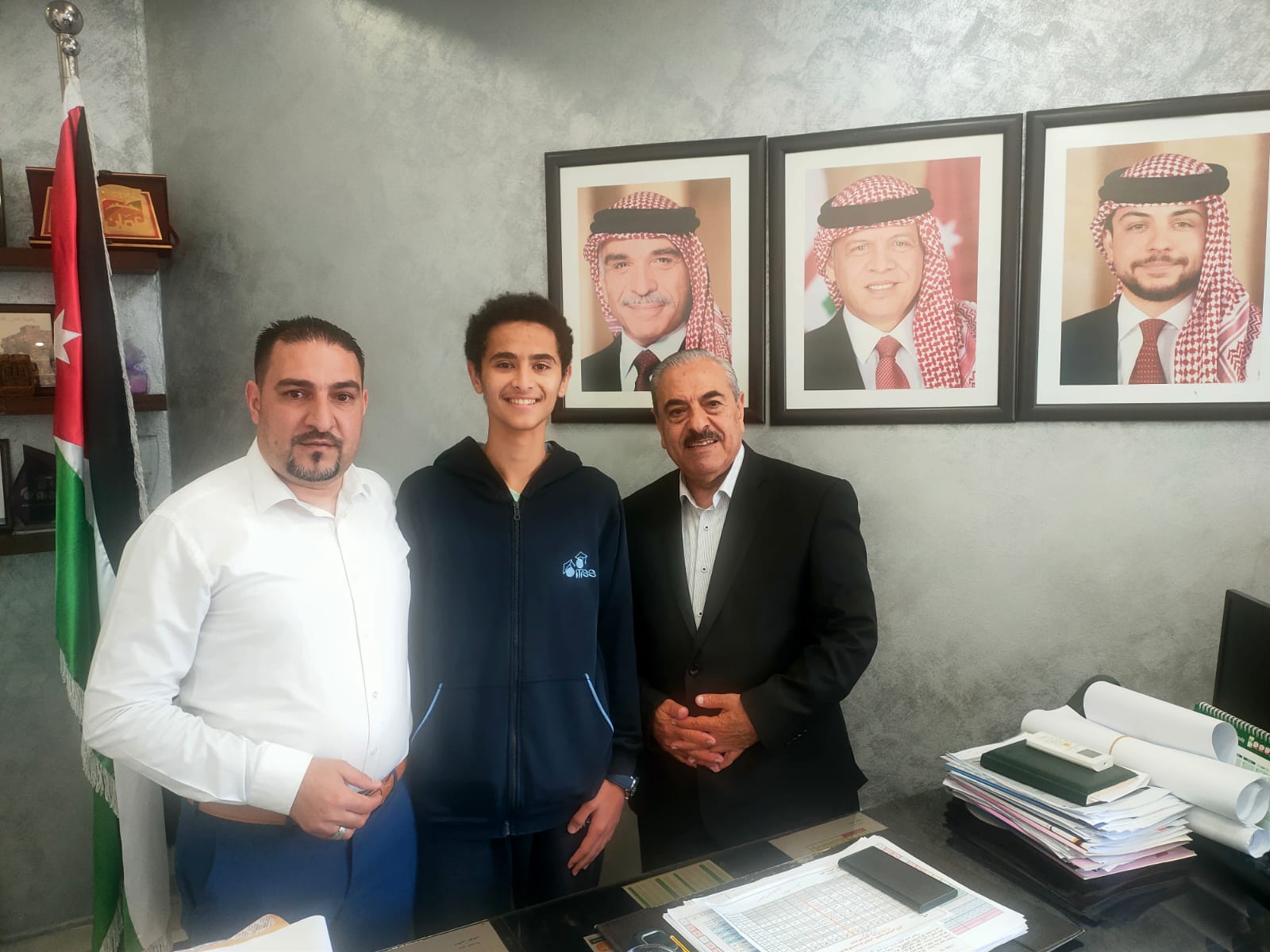 المركز الاول لطالب مدارس النظم الحديثة عيسى الشريف في مسابقة الإبداع في اللغة العربية