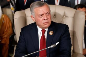 "الملك يدعو لوقف العمليات العسكرية البرية في رفح"