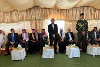 مندوبا عن الملك وولي العهد.. العيسوي يعزي قبيلتي عباد/ المهيرات وبني صخر / الزبن