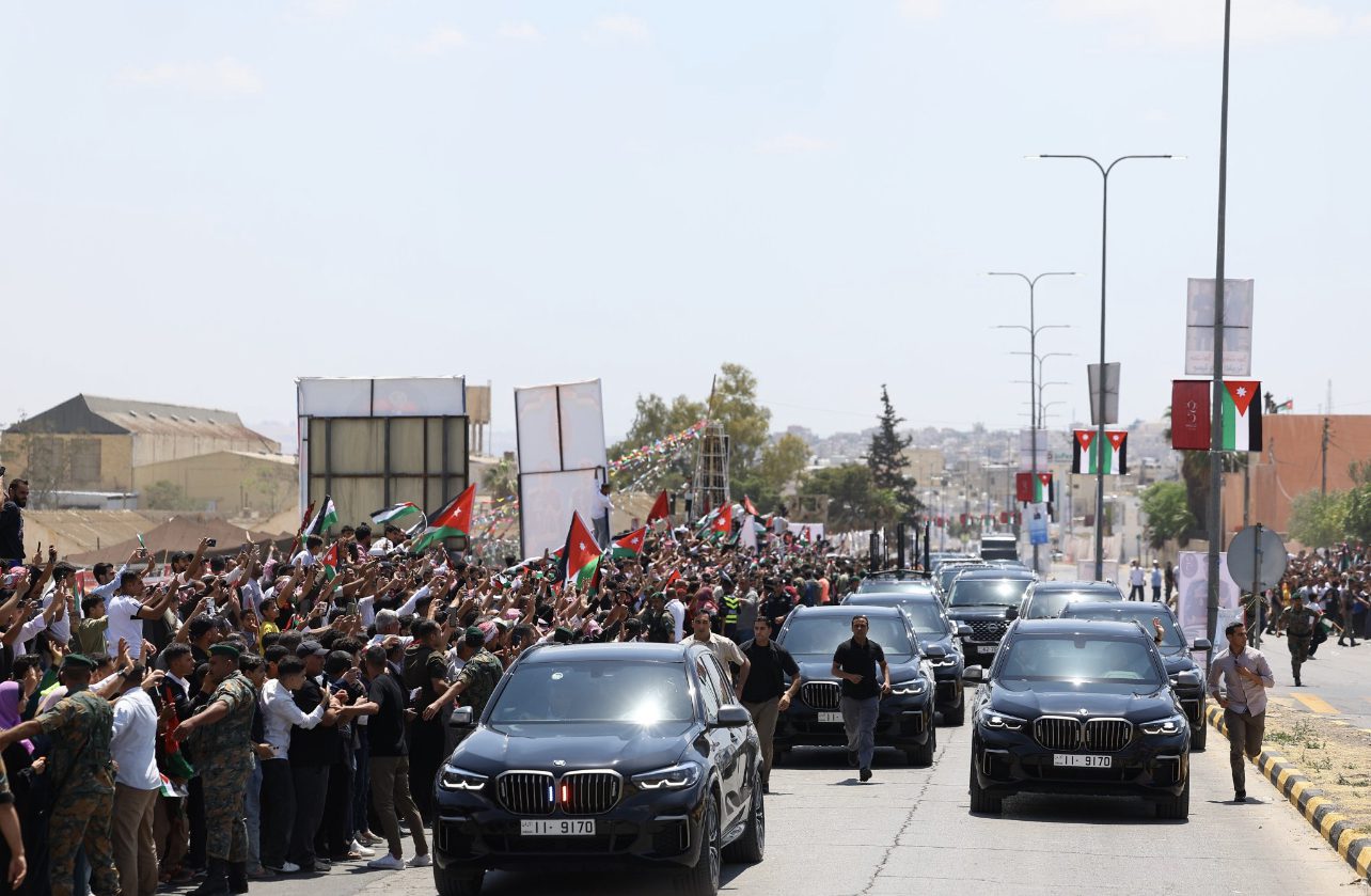 توثيق زيارة جلالة الملك عبدالله الثاني وسمو ولي العهد لمحافظة الزرقاء بمناسبة اليوبيل الفضي