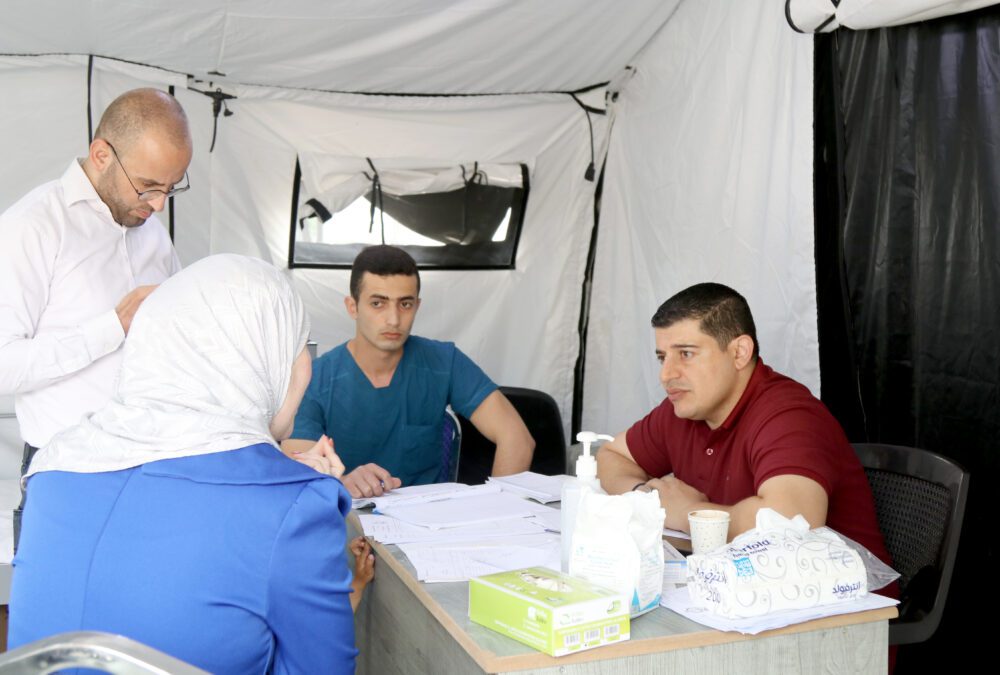إنجازات طبية وخدمات جراحية واسعة لمستشفى الميداني الأردني في نابلس