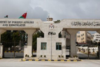 وزارة الخارجية تعمل على إخلاء الكادر الطبي الاردني العالق في قطاع غزة