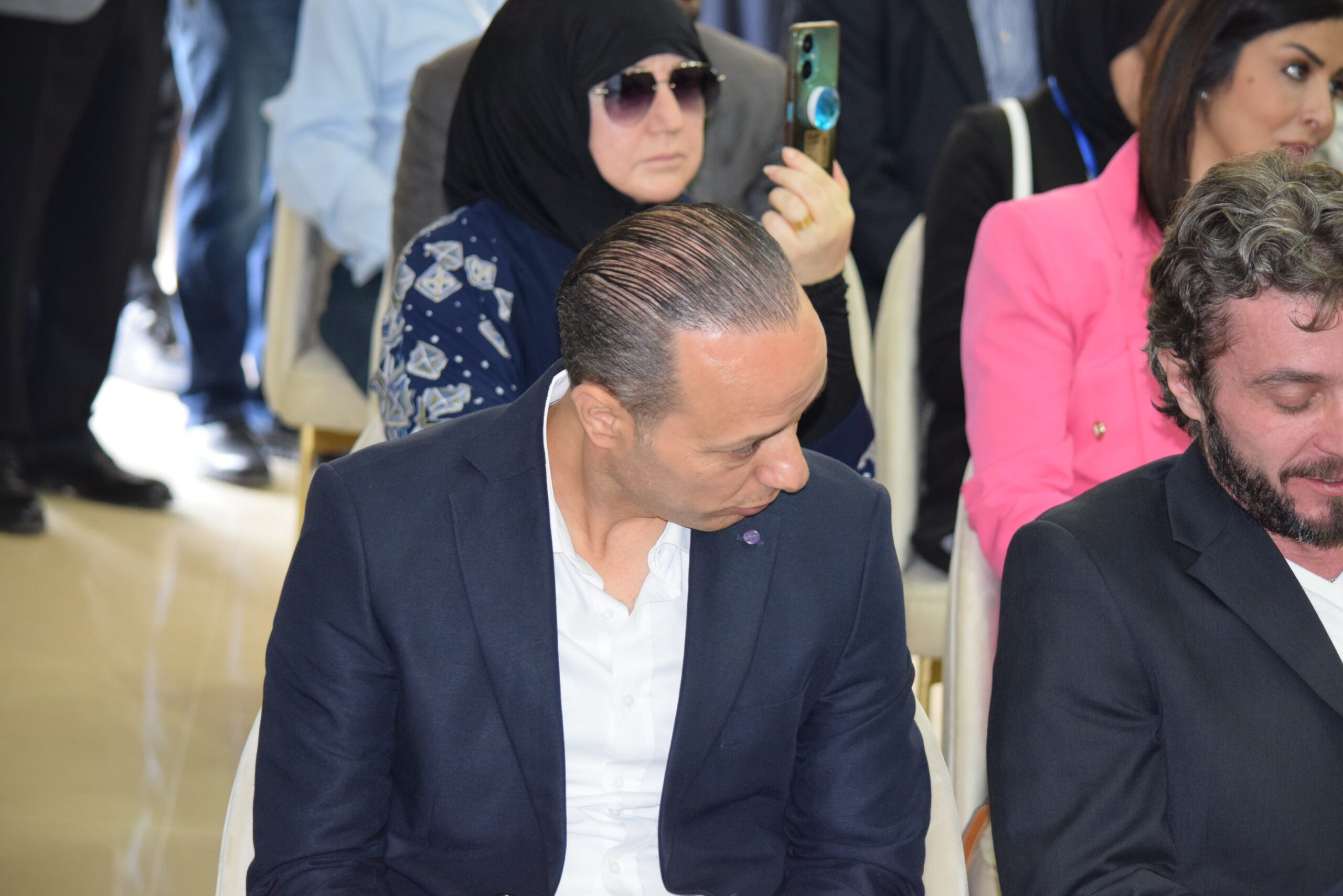 صورة حول : أورانج تقفز بالمستقبل إلى الحاضر مُلهمةً عالم الاتصالات بمؤتمرها الصحفي الاستثنائيّ وتكشف عن أحدث تقنيات الألياف وتجهيزات Wi-Fi 6 أورانج تقفز بالمستقبل إلى الحاضر مُلهمةً عالم الاتصالات بمؤتمرها الصحفي الاستثنائيّ وتكشف عن أحدث تقنيات الألياف وتجهيزات Wi-Fi 6