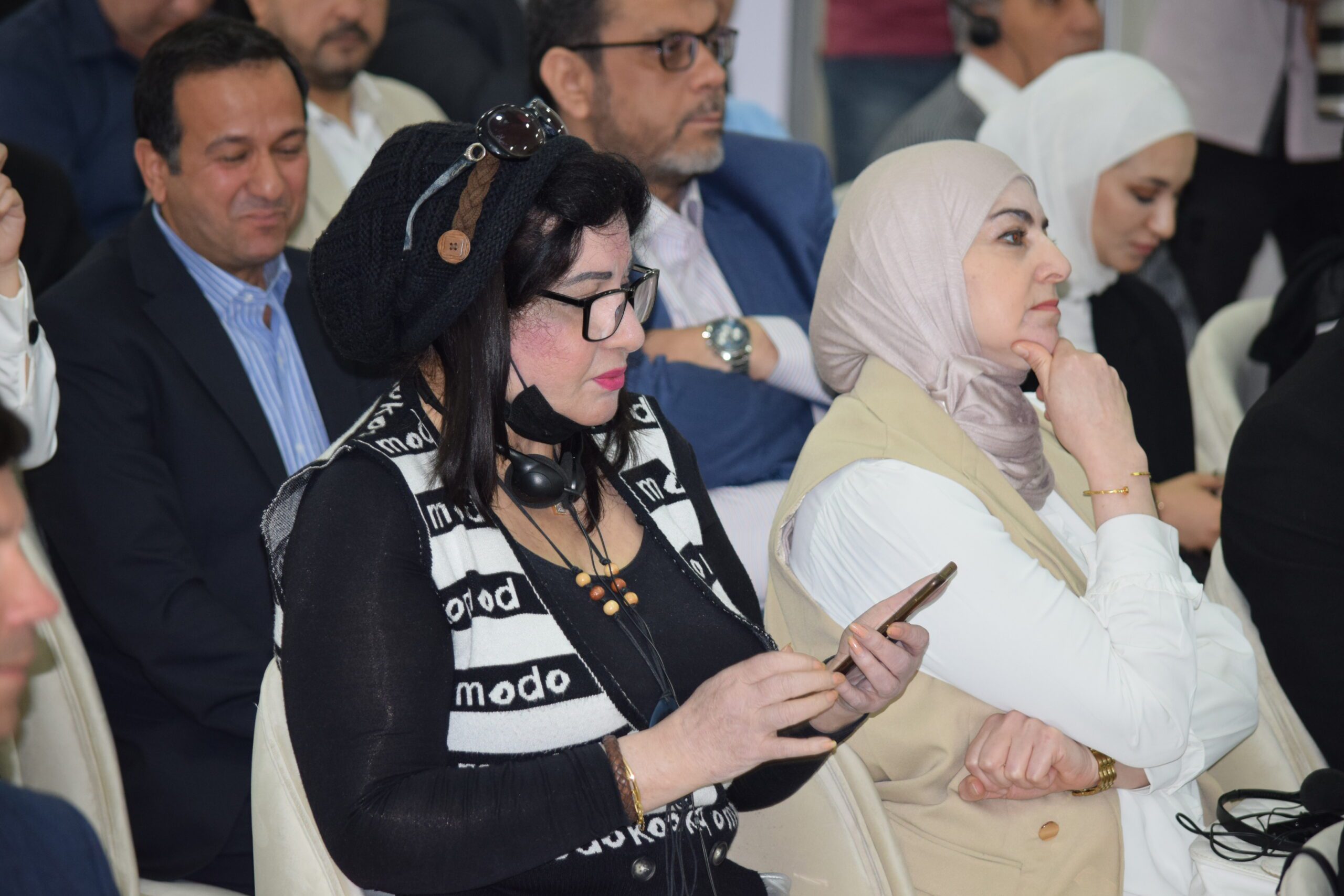 صورة حول : أورانج تقفز بالمستقبل إلى الحاضر مُلهمةً عالم الاتصالات بمؤتمرها الصحفي الاستثنائيّ وتكشف عن أحدث تقنيات الألياف وتجهيزات Wi-Fi 6 أورانج تقفز بالمستقبل إلى الحاضر مُلهمةً عالم الاتصالات بمؤتمرها الصحفي الاستثنائيّ وتكشف عن أحدث تقنيات الألياف وتجهيزات Wi-Fi 6
