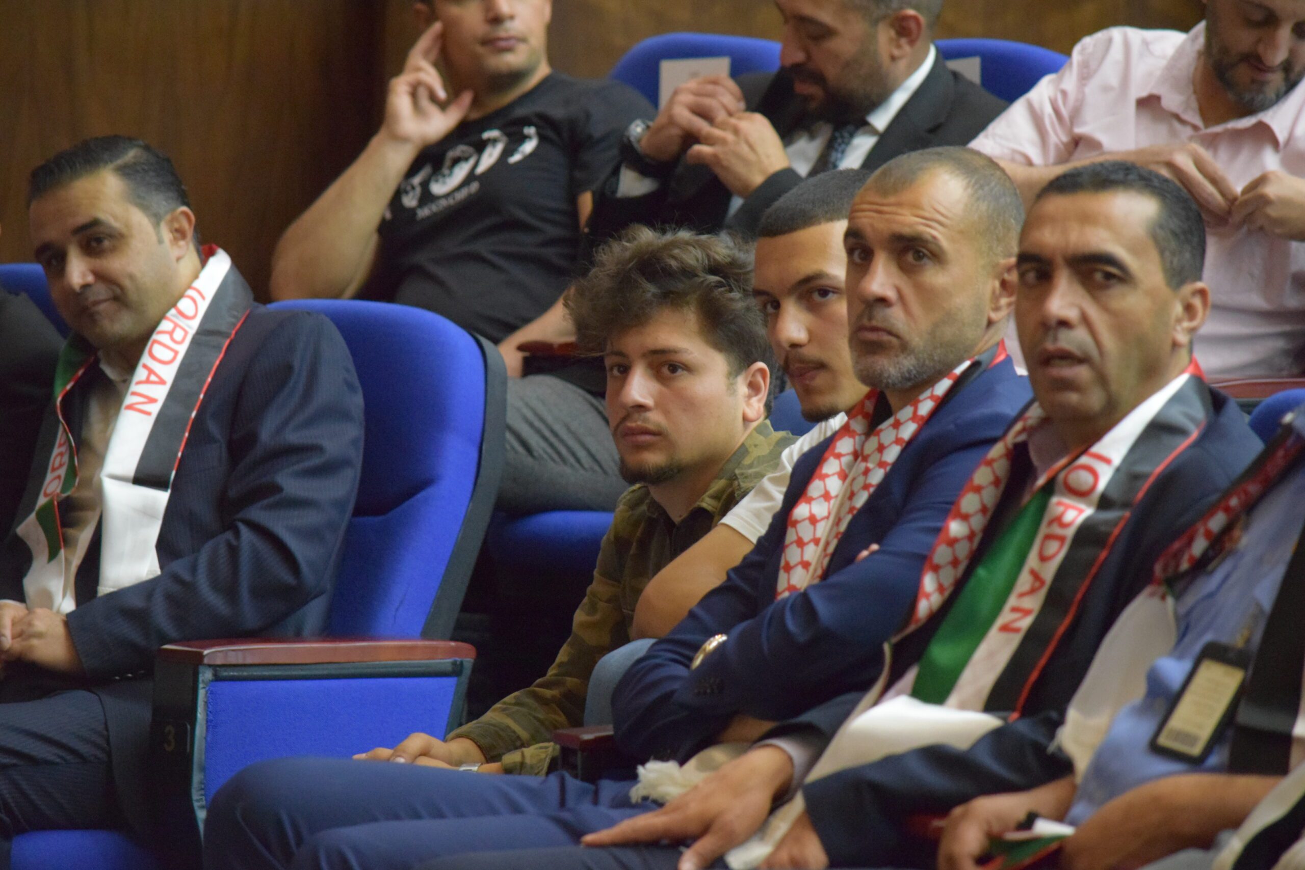 صورة حول : جامعة البتراء تستضيف احتفالًا مهيبًا بمناسبة الذكرى الـ78 لاستقلال المملكة الأردنيّة الهاشميّة جامعة البتراء تستضيف احتفالًا مهيبًا بمناسبة الذكرى الـ78 لاستقلال المملكة الأردنيّة الهاشميّة