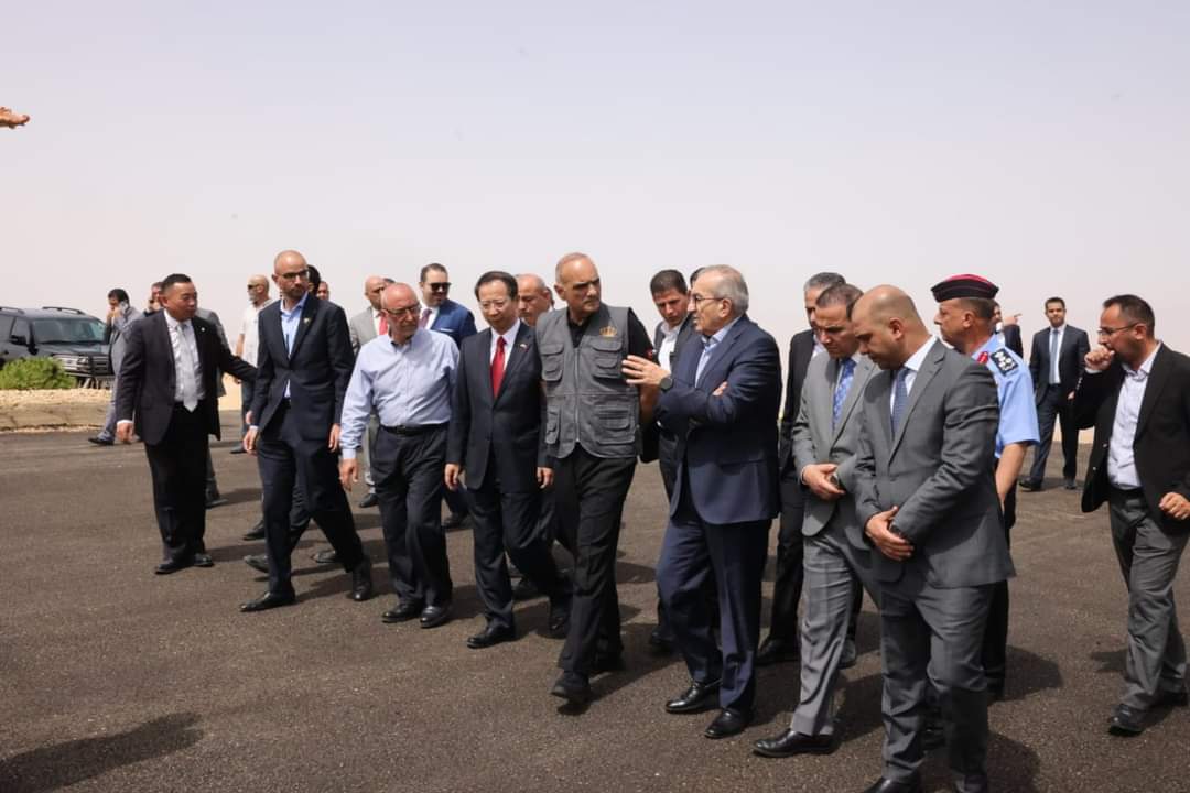 عاجل|رئيس الوزراء الدكتور بشر الخصاونة يفتتح طريق السلط - العارضة في محافظة البلقاء
