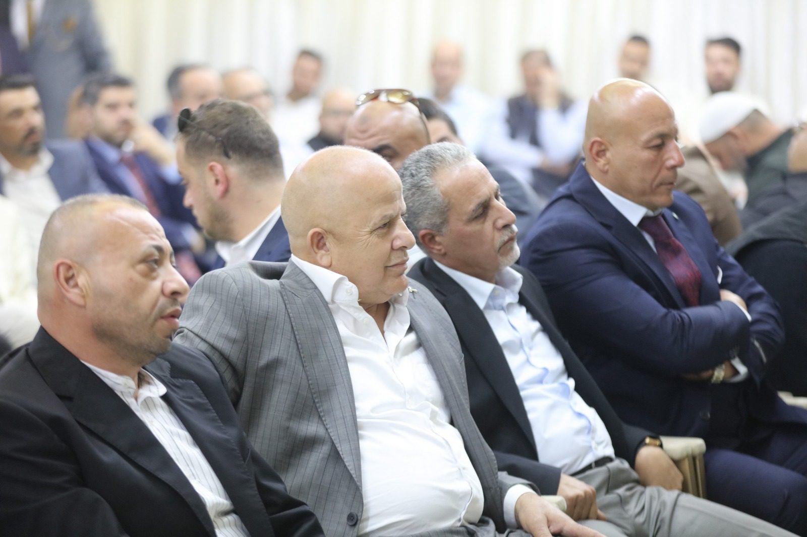 تقدمت جاهة من كبرى مشايخ ال عودة الى مضارب ال فليفل