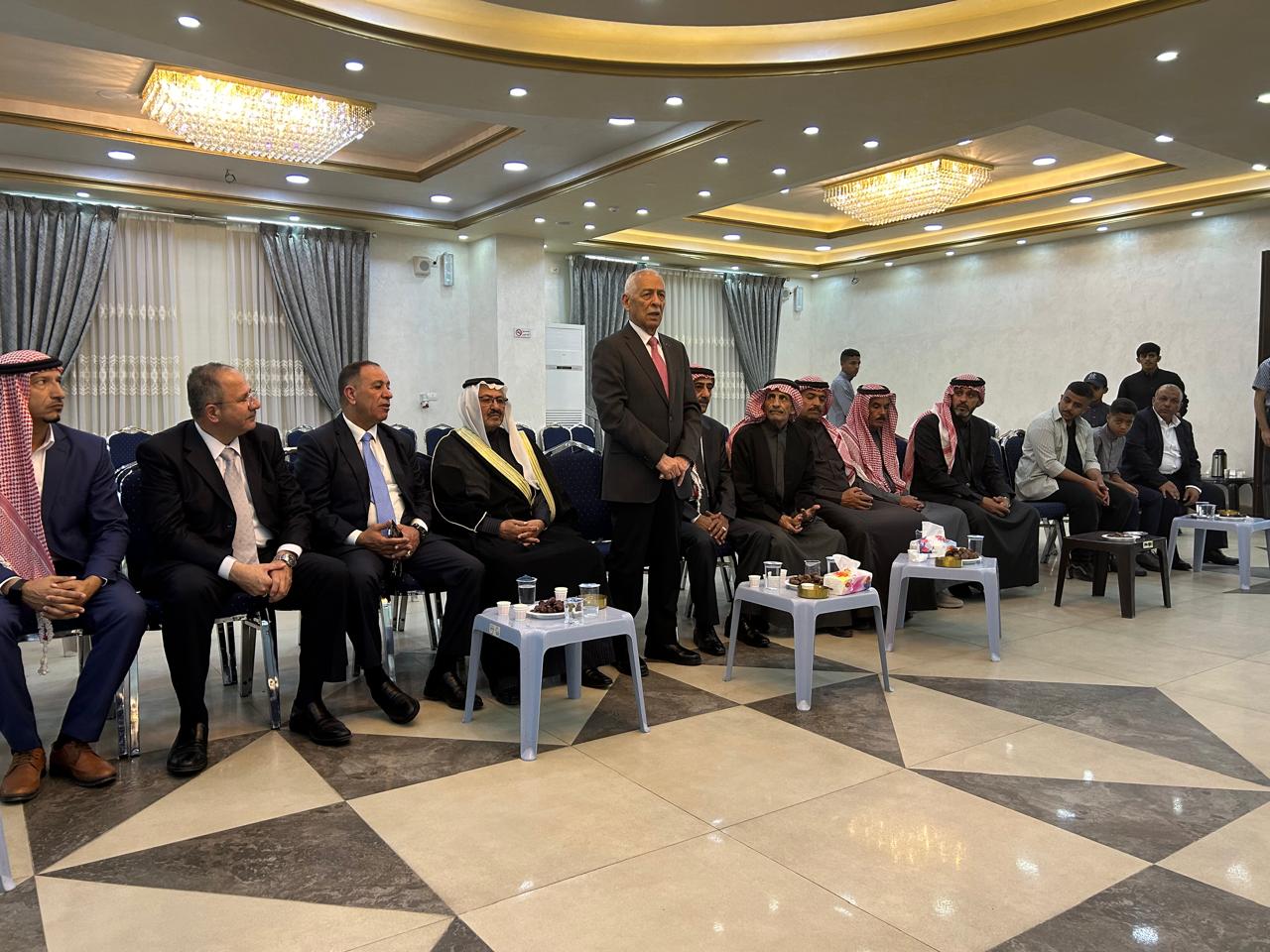 مندوبا عن الملك وولي العهد.... العيسوي يعزي قبيلة الحويطات/ النجادات