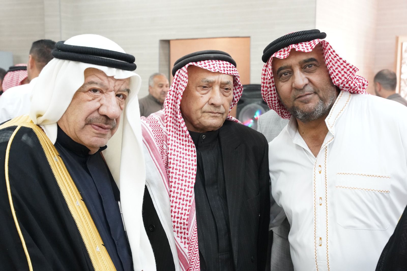 الشديفات رئيس مجلس محافظة المفرق يقيم مأدبة بحضور شيوخ ووجهاء من قبيلة بني حسن ويعلن دعمه المطلق لحزب إرادة (صور وفيديو)