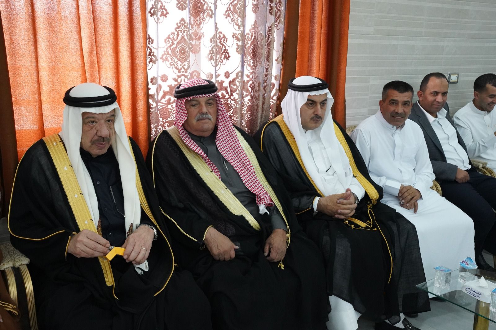 الشديفات رئيس مجلس محافظة المفرق يقيم مأدبة بحضور شيوخ ووجهاء من قبيلة بني حسن ويعلن دعمه المطلق لحزب إرادة (صور وفيديو)