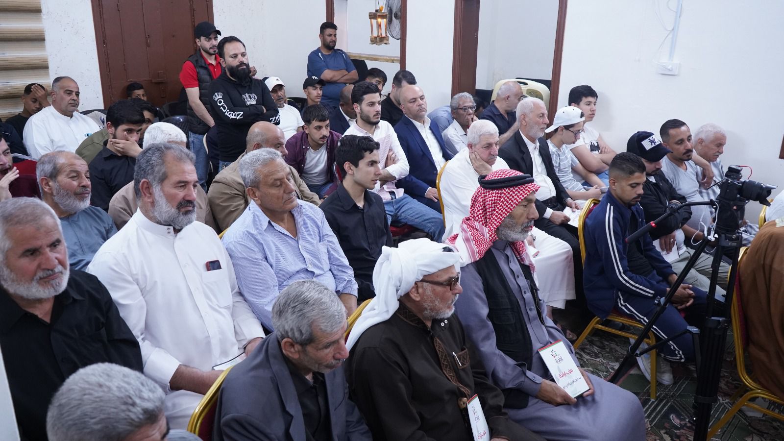 حزب إرادة يحاور الشباب في هيئة شباب المنارة في اربد .. فيديو وصور 