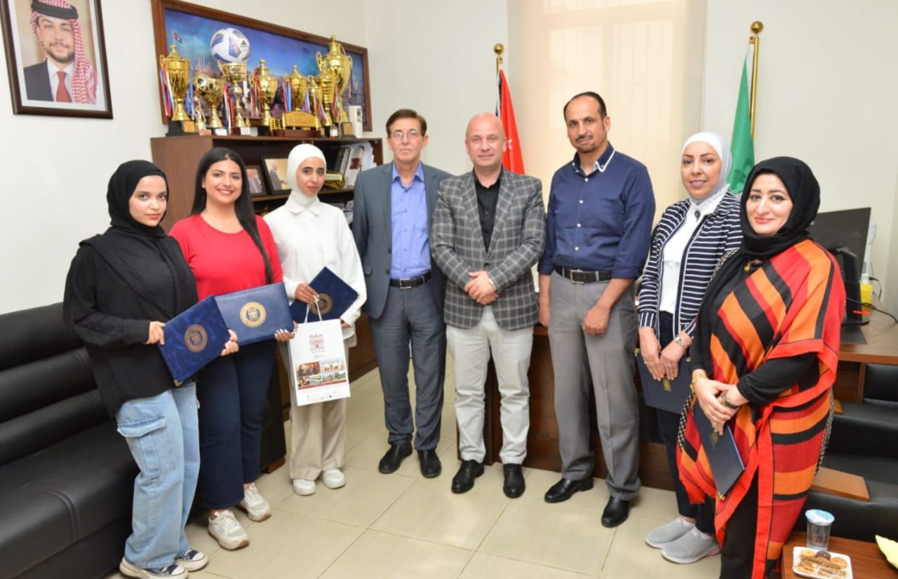 صورة حول : جامعة البترا تحقق المركز الأول في مسابقة قاص الجامعات الأردنية جامعة البترا تحقق المركز الأول في مسابقة قاص الجامعات الأردنية
