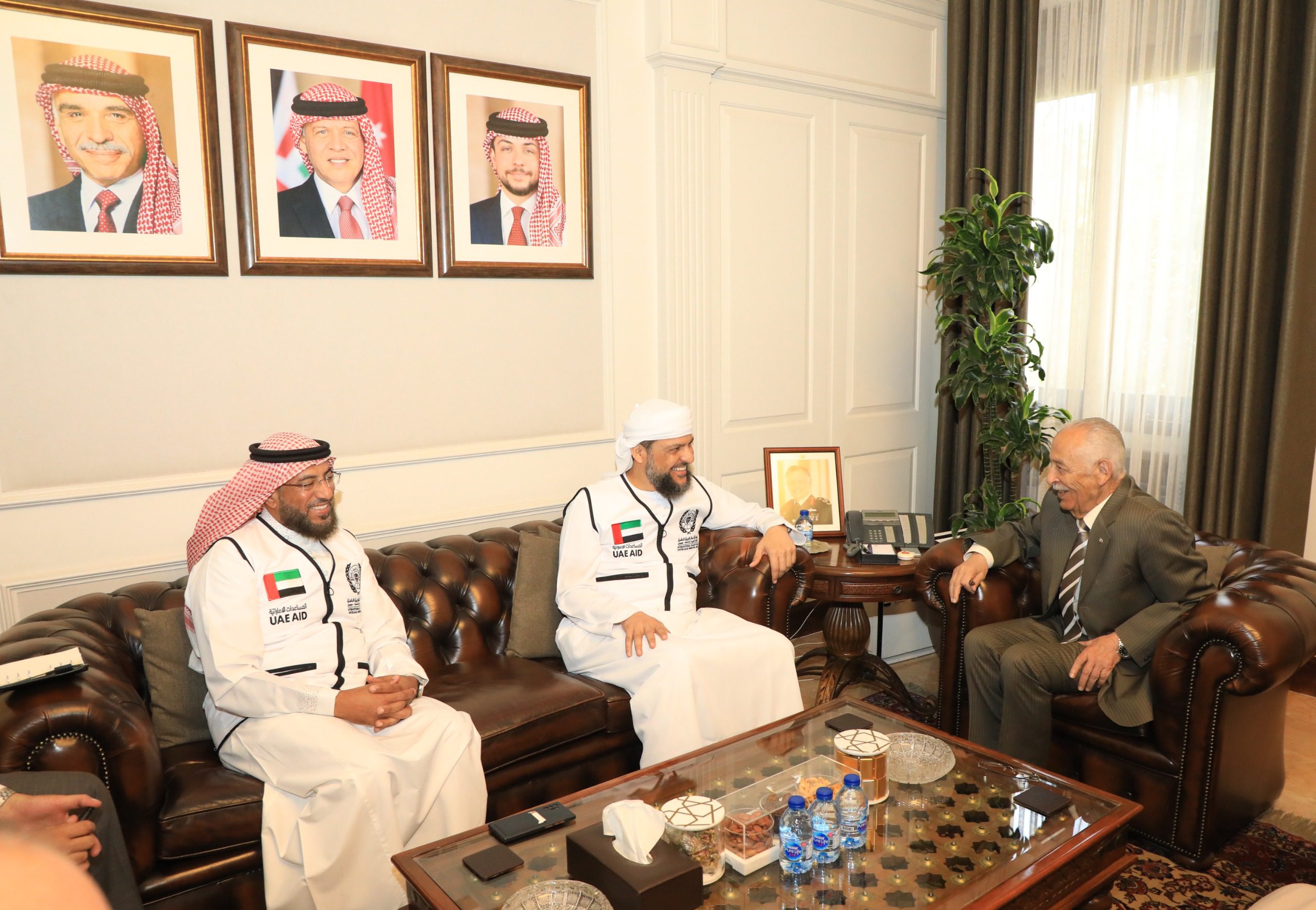 العيسوي يلتقي امين عام هيئة الاعمال الخيرية العالمية