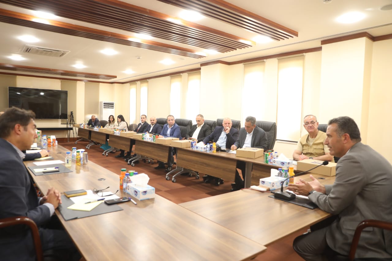 في اجتماع حضره الفايز والهندي .. التأكيد على ضرورة انتساب منشآت العقبة الفندقية لجمعية الفنادق "الأم"