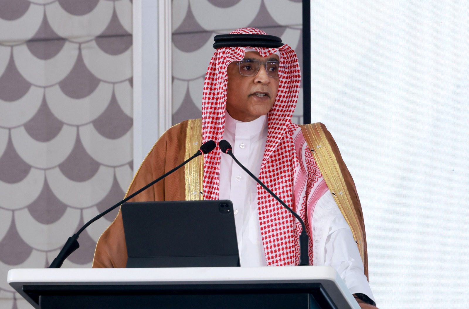 مندوبا عن الملك... الهناندة يفتتح منتدى استثمر بالاقتصاد الرقمي