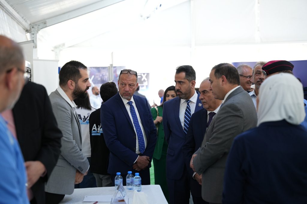 يوم وظيفي في عمان الاهلية لكبرى الشركات المحلية والعالمية