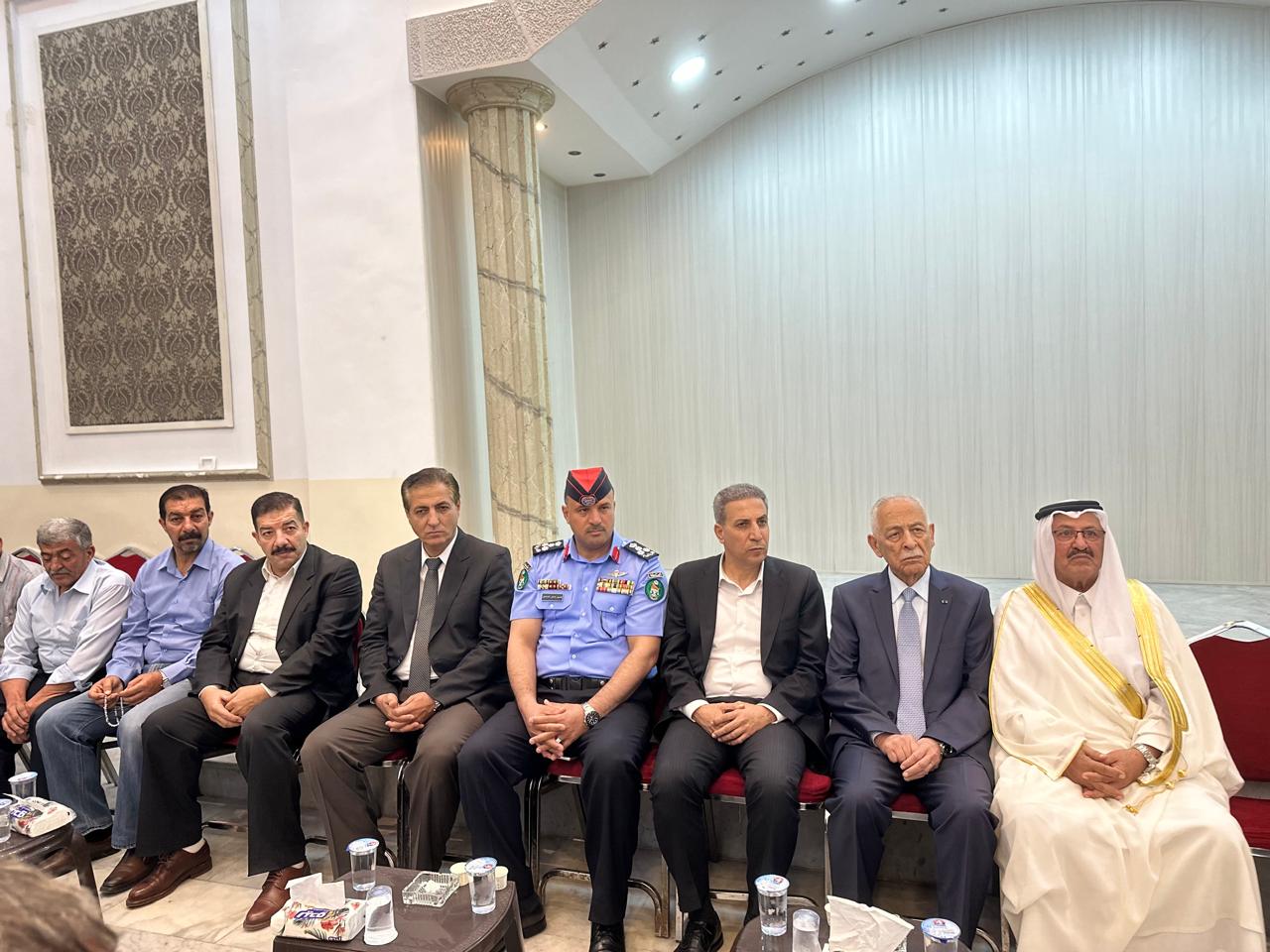 مندوبا عن الملك وولي العهد.... العيسوي يعزي عشيرة المقابلة