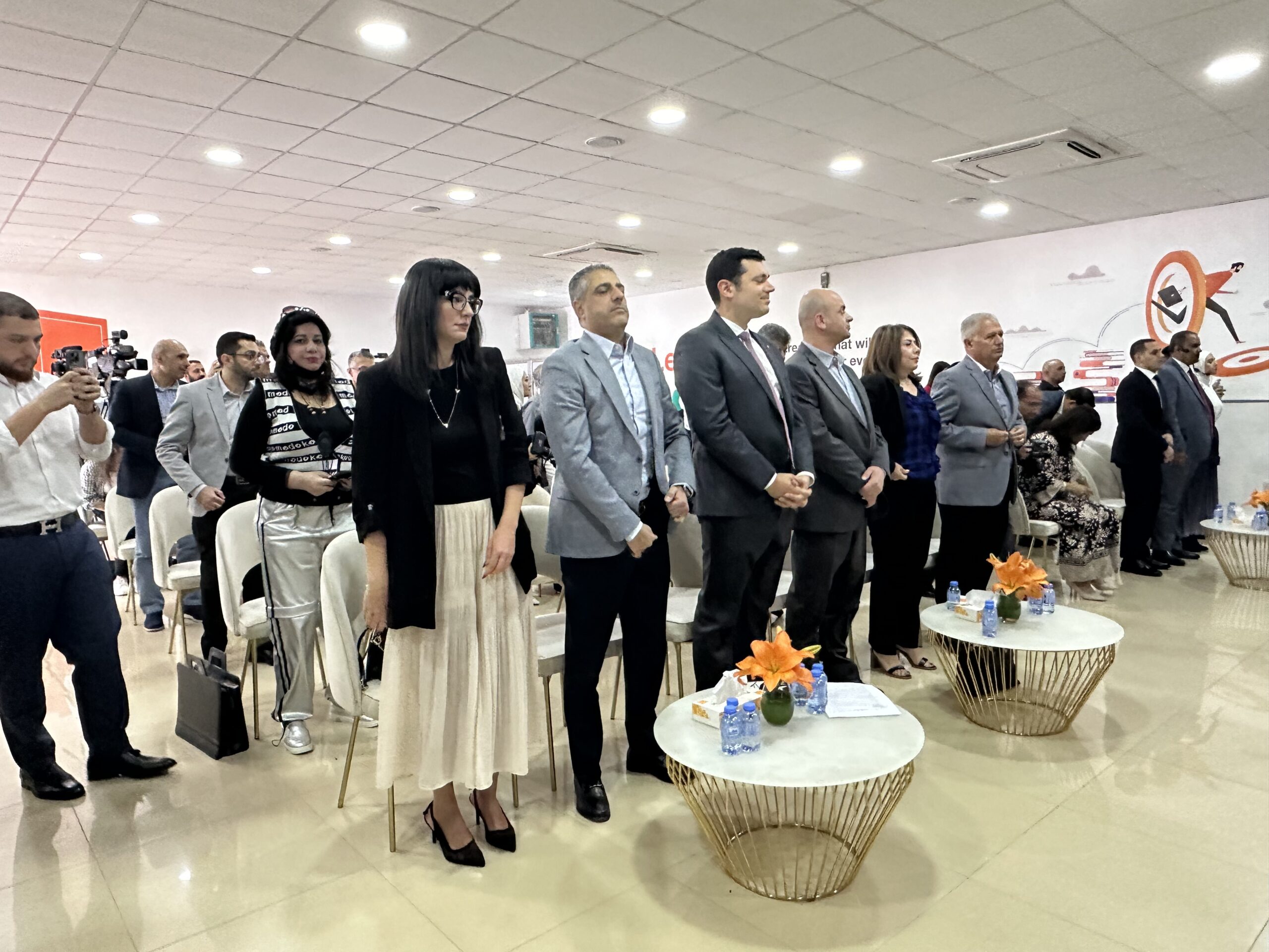 أورانج تقفز بالمستقبل إلى الحاضر مُلهمةً عالم الاتصالات بمؤتمرها الصحفي الاستثنائيّ وتكشف عن أحدث تقنيات الألياف وتجهيزات Wi-Fi 6