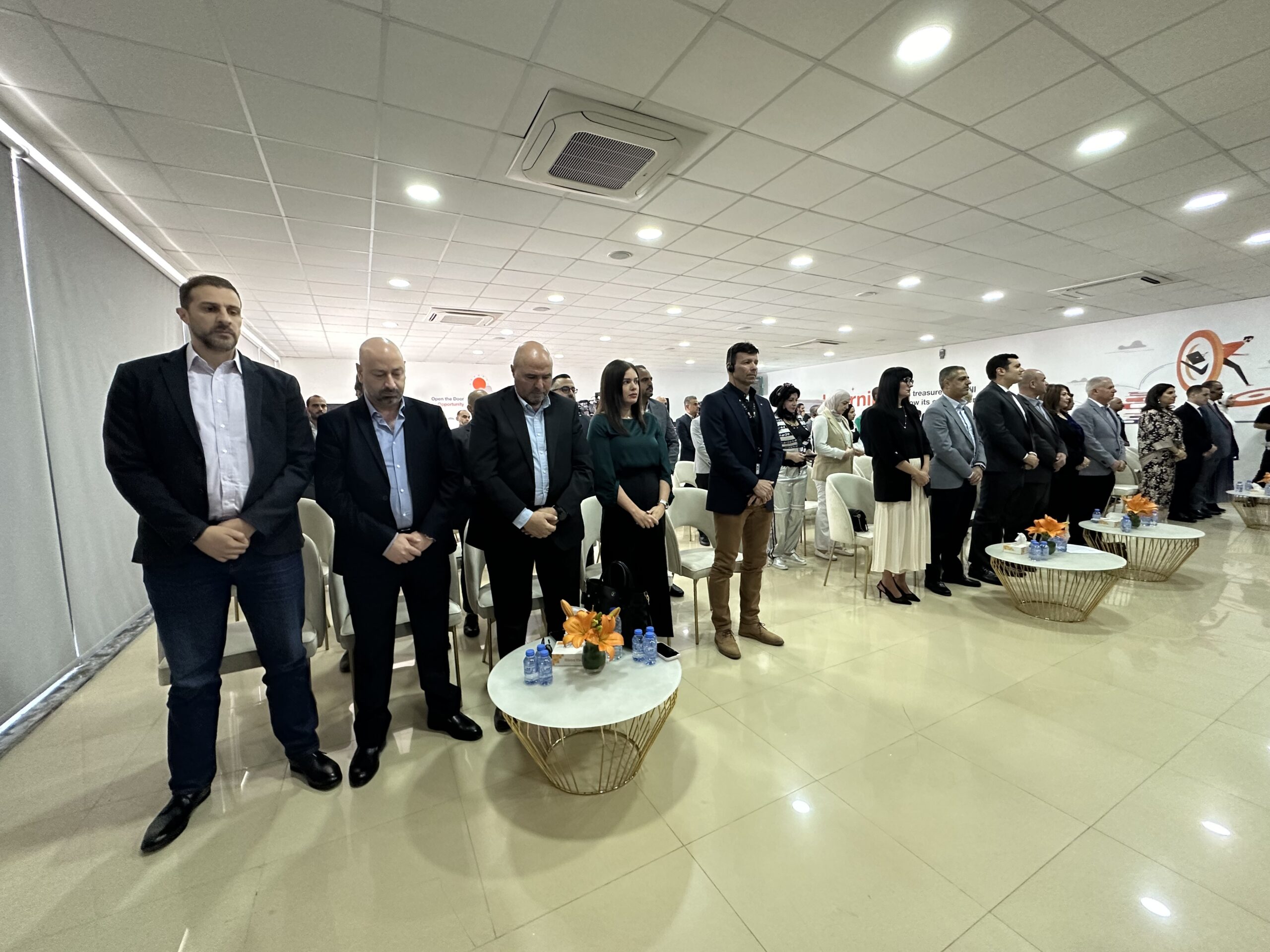 أورانج تقفز بالمستقبل إلى الحاضر مُلهمةً عالم الاتصالات بمؤتمرها الصحفي الاستثنائيّ وتكشف عن أحدث تقنيات الألياف وتجهيزات Wi-Fi 6