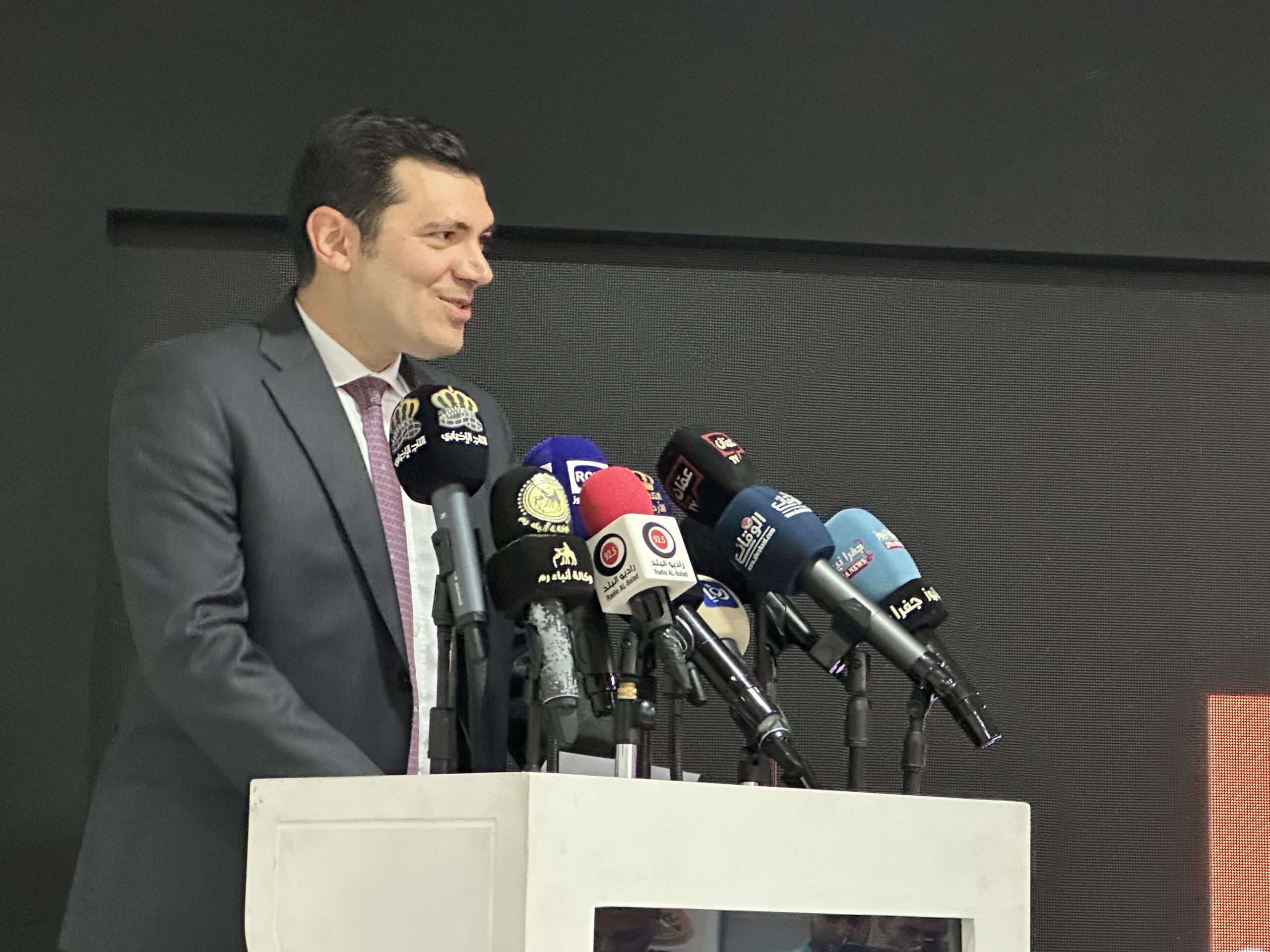أورانج تقفز بالمستقبل إلى الحاضر مُلهمةً عالم الاتصالات بمؤتمرها الصحفي الاستثنائيّ وتكشف عن أحدث تقنيات الألياف وتجهيزات Wi-Fi 6