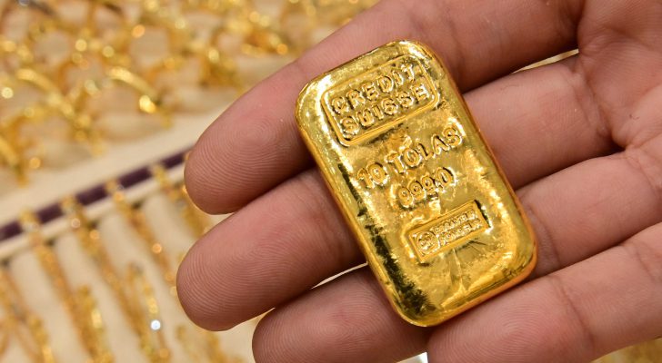 أسعار الذهب ترتفع عالميًا بشكلٍ خيالي اليوم