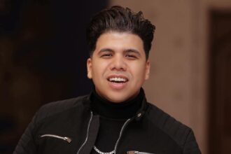 تصريح مؤثر من عمر كمال والدتي ترفض أداء العمرة "بأموالي"