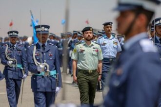 عاجل .. ولي العهد الأمير الحسين يرعى حفل تخرج مرشحي الطيران الـ53 "فيديو"