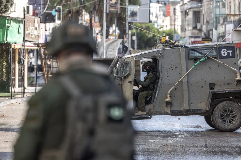 السلطة الفلسطينية تحذر من صواريخ المقاومة في الضفة تفاصيل…