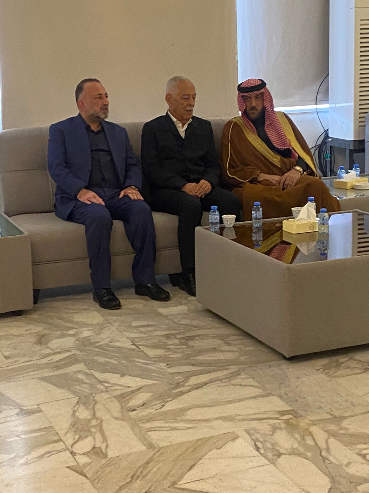 مندوبا عن الملك وولي العهد..العيسوي يعزي عشيرتي الحوامدة والقيسي