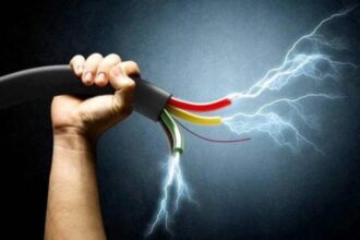 عاجل .. صعقة كهربائية تودي بحياة شاب بالرمثا