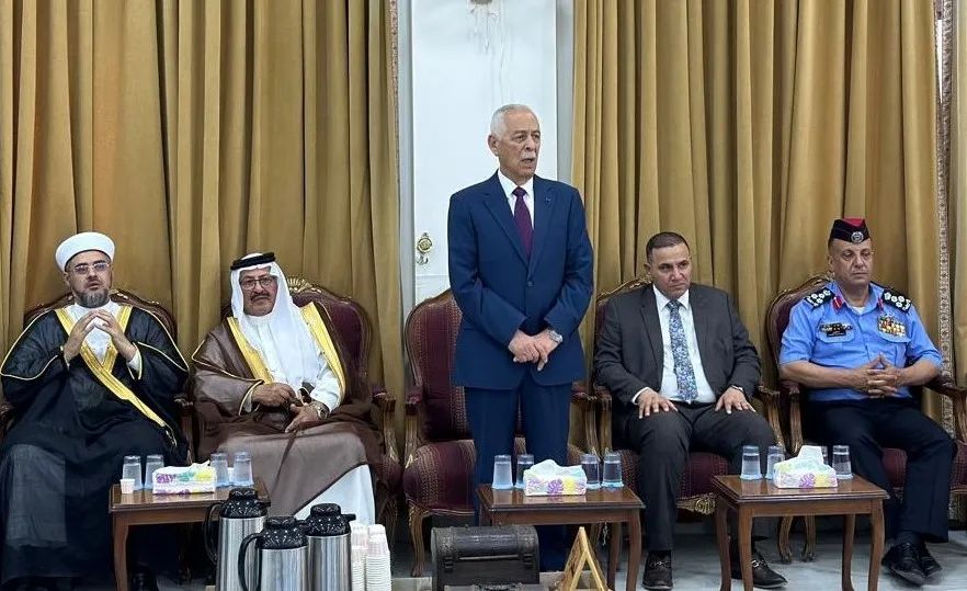 مندوبا عن الملك وولي العهد...العيسوي يعزي عشائر الدبوبي وأبو السمن والصوفي والزعبي والعواملة والخريسات