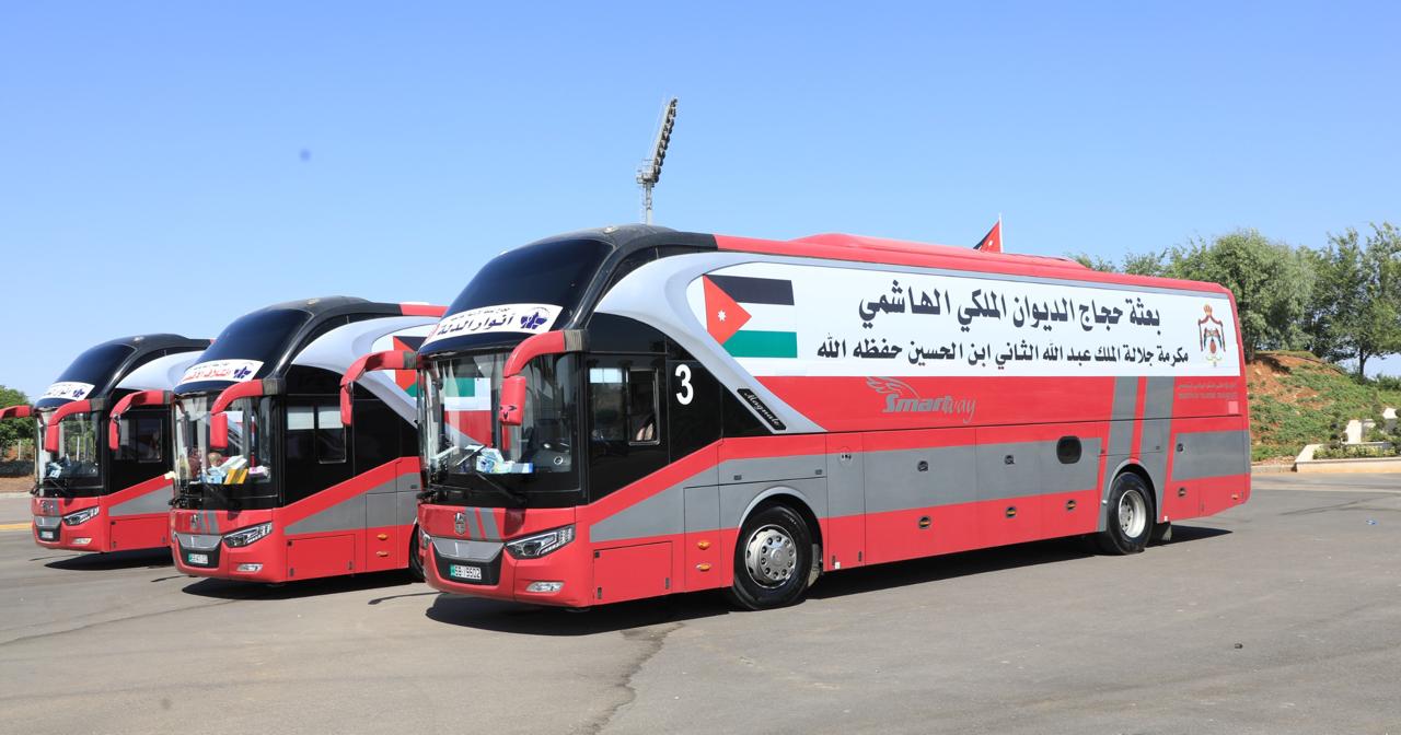 مندوبًا عن الملك.. العيسوي يودع بعثة حج المكرمة الملكية لذوي الشهداء والمصابين العسكريين