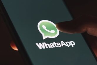 ميتا تُعلن عن برنامج إعلانات جديد على واتساب بتقنية الذكاء الاصطناعي