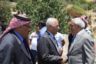 العيسوي يشارك بتشييع جثمان الفريق الركن الطيار المتقاعد إحسان شردم
