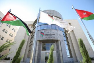 "المستقلة للانتخاب" تحيل قضيتين للادعاء بتأثير الناخبين بالمال