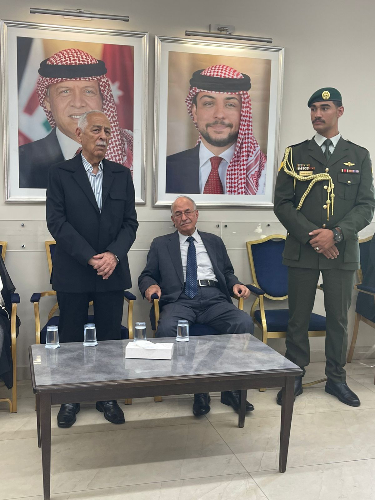 مندوبا عن الملك وولي العهد.. العيسوي يعزي عشيرة المجالي